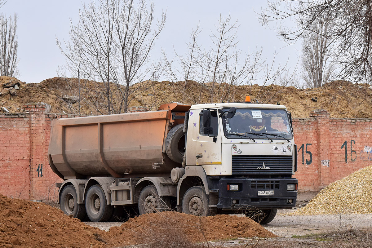 Волгоградская область, № В 445 АН 134 — МАЗ-6516B9