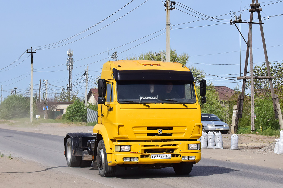 Волгоградская область, № Е 665 УК 134 — КамАЗ-5460-22 [54600Y]