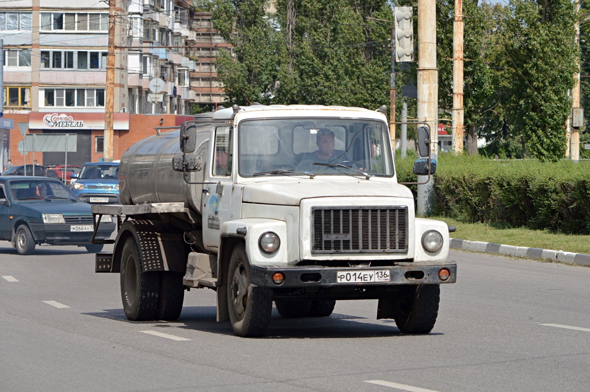 Воронежская область, № Р 014 ЕУ 136 — ГАЗ-3309