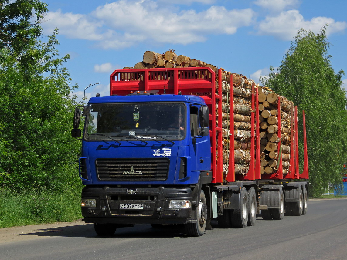 Кировская область, № А 507 РТ 43 — МАЗ-631228