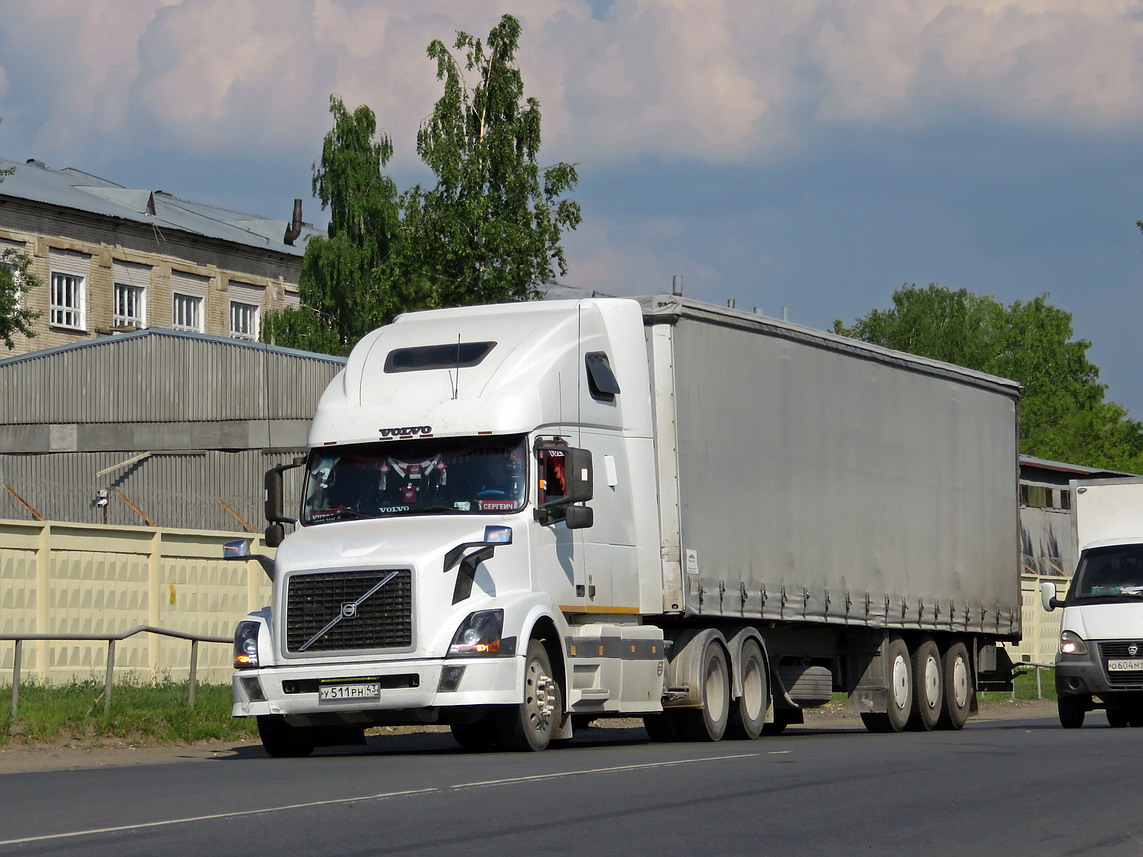 Кировская область, № У 511 РН 43 — Volvo VNL670