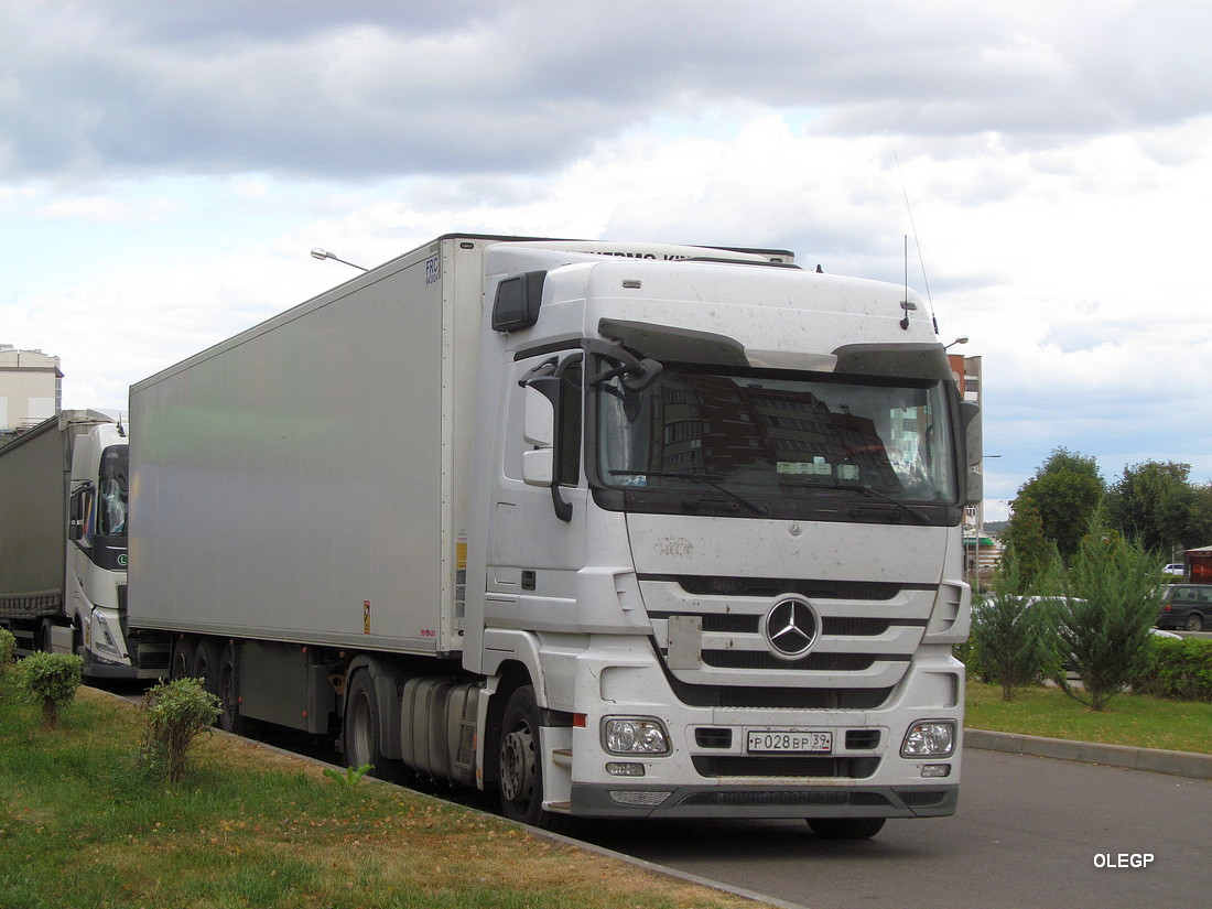 Калининградская область, № Р 028 ВР 39 — Mercedes-Benz Actros ('2009) 1844