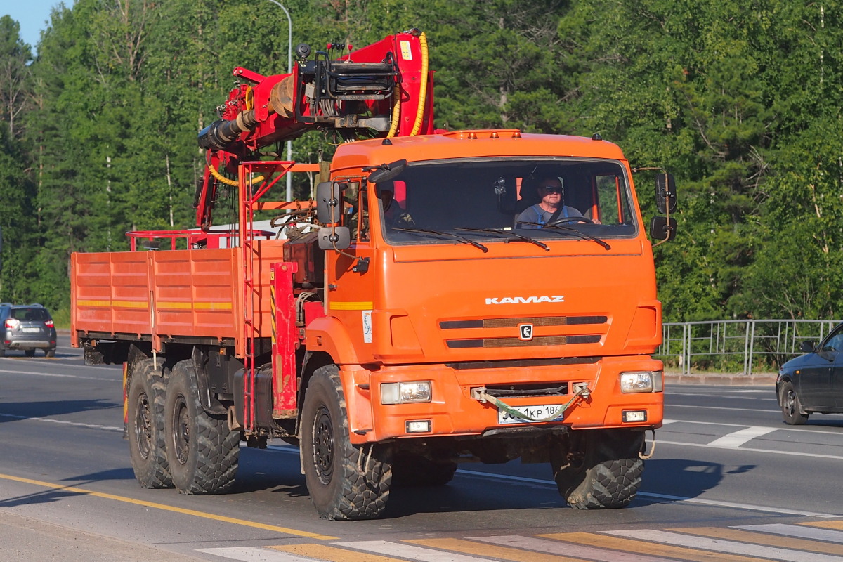 Ханты-Мансийский автоном.округ, № С 061 КР 186 — КамАЗ-43118-46