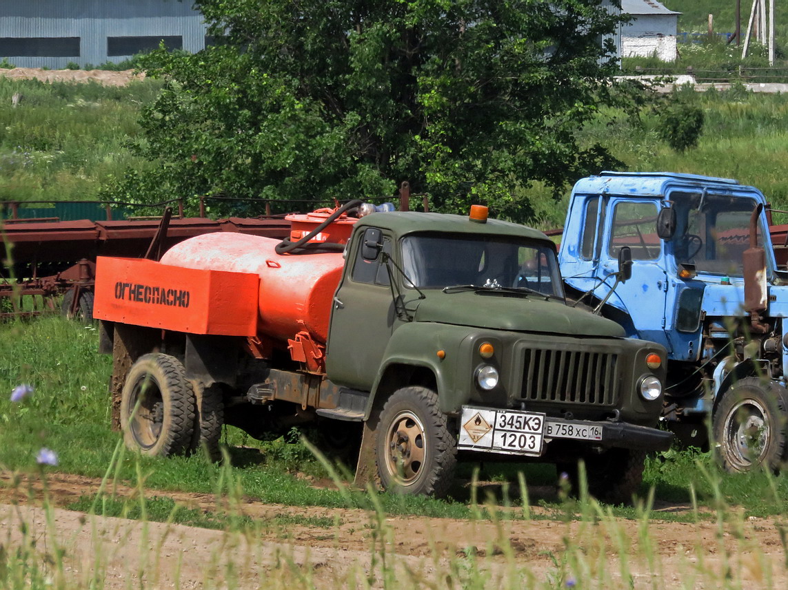 Татарстан, № В 758 ХС 16 — ГАЗ-52-01