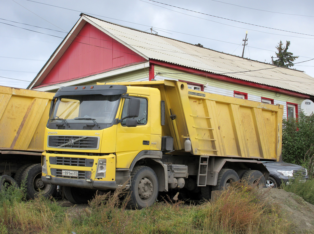 Бурятия, № Т 891 МО 03 — Volvo ('2002) FM12.440