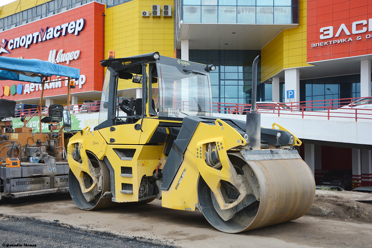 Саха (Якутия), № 7323 РО 14 — Bomag BW 161 AD