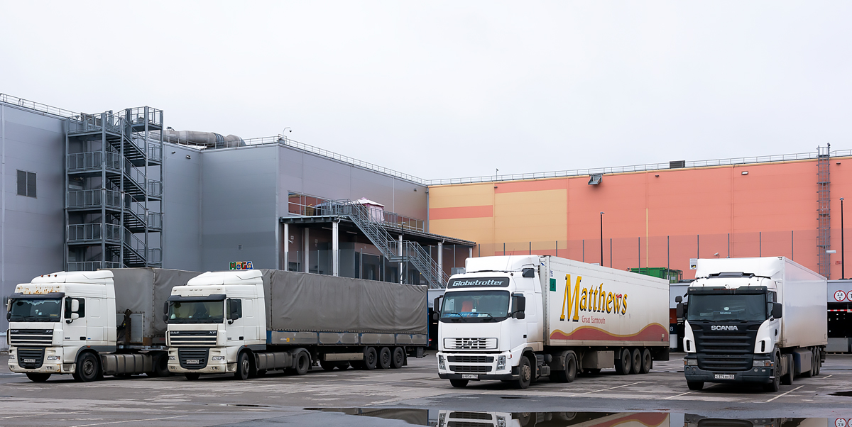 Карелия, № М 469 ЕВ 10 — DAF XF105 FT; Карелия, № М 414 РВ 10 — DAF XF105 FT; Башкортостан, № Е 485 ВТ 702 — Volvo ('2002) FH12.460; Башкортостан, № С 376 ВС 02 — Scania ('2004) R380