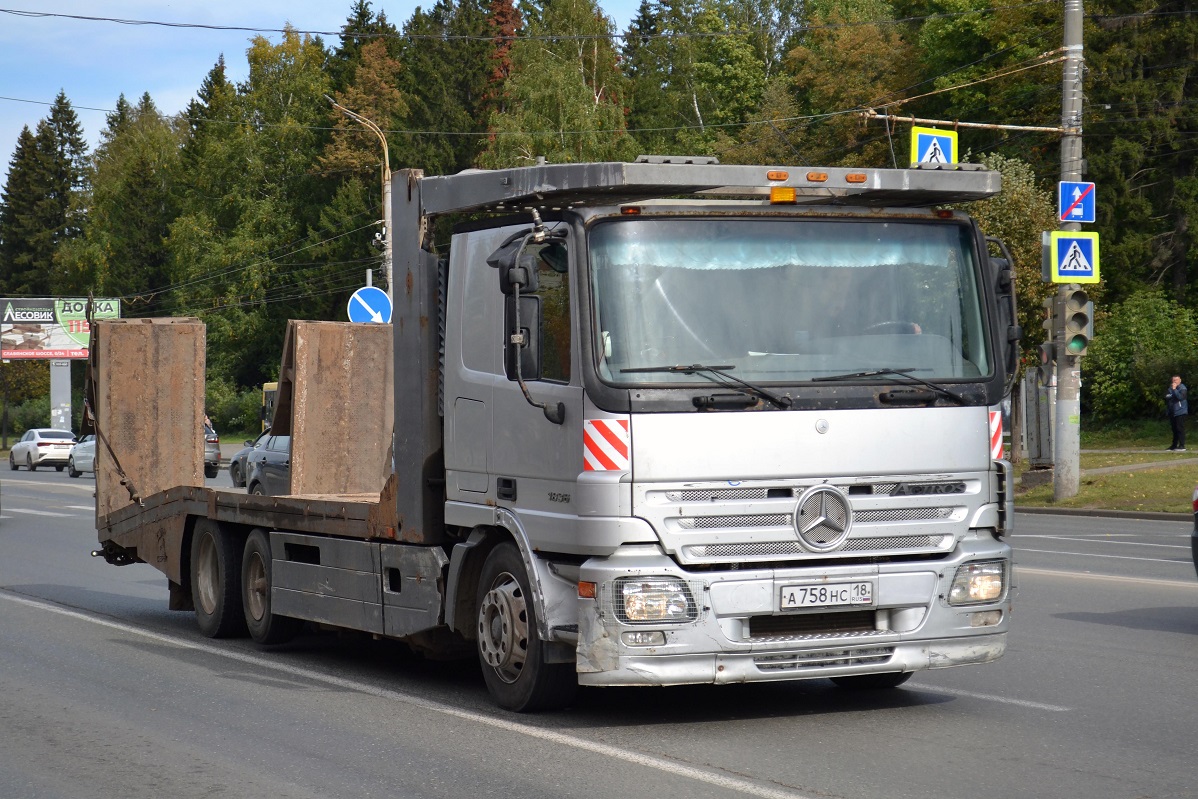 Удмуртия, № А 758 НС 18 — Mercedes-Benz Actros ('2003) 1836