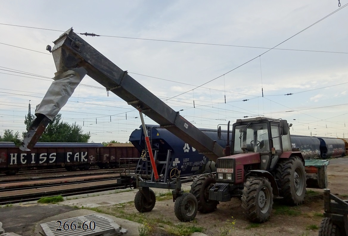 Венгрия, № YLT-966 — Беларус-820.4; Венгрия — Конвейерные ленты OPTI-RACK длиной 150 и 150 м