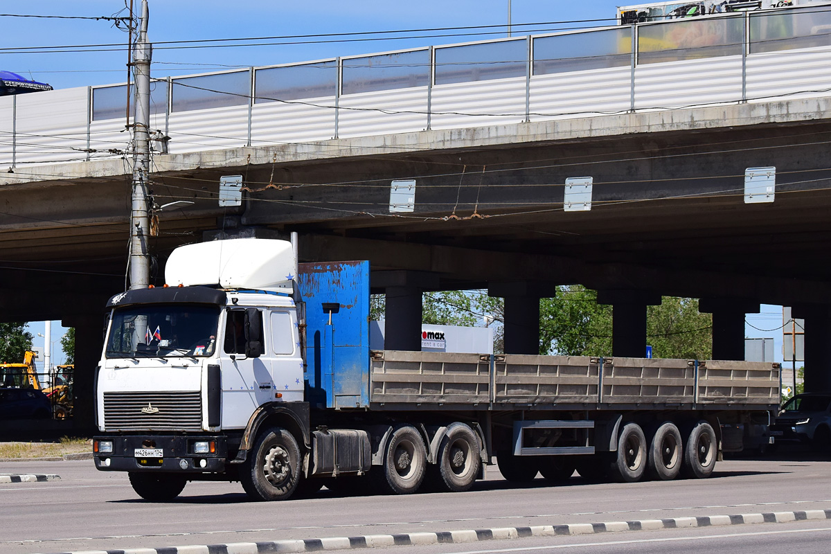 Волгоградская область, № М 426 НН 134 — МАЗ-642208