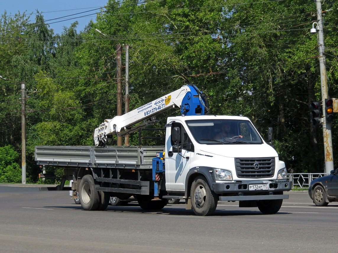 Москва, № Р 172 АР 797 — ГАЗ-C41R33