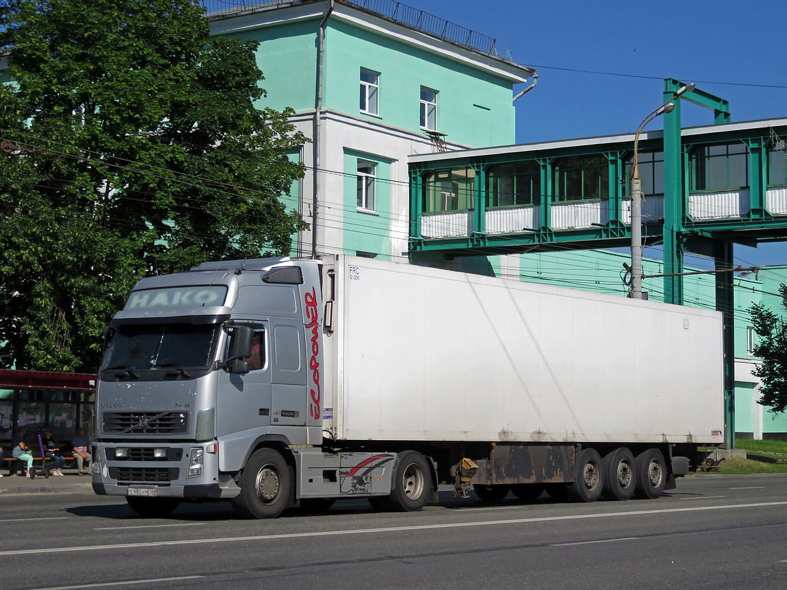 Дагестан, № С 480 УМ 56 — Volvo ('2002) FH12.460