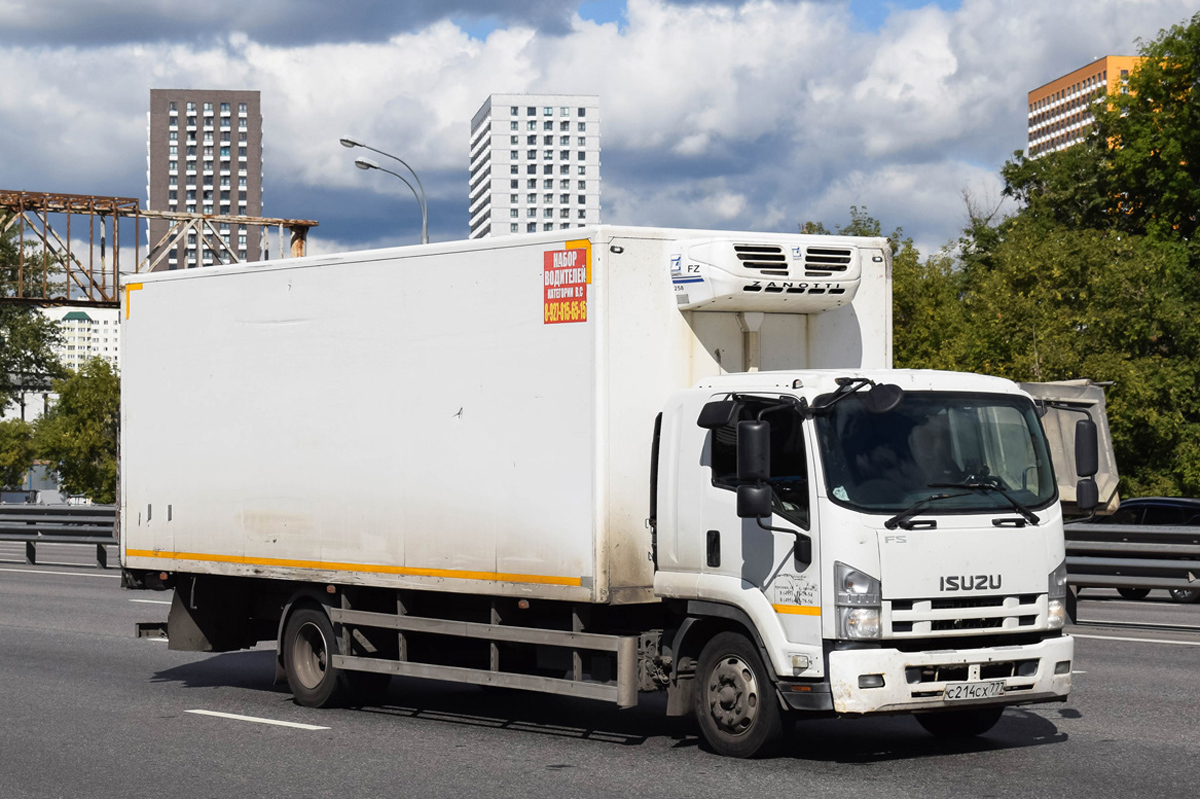 Москва, № С 214 СХ 777 — Isuzu (общая модель)