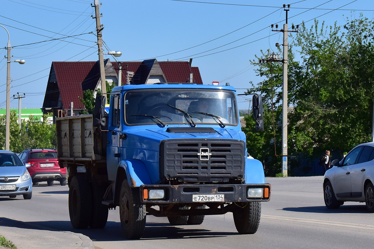 Волгоградская область, № Е 720 РВ 134 — ЗИЛ-497442