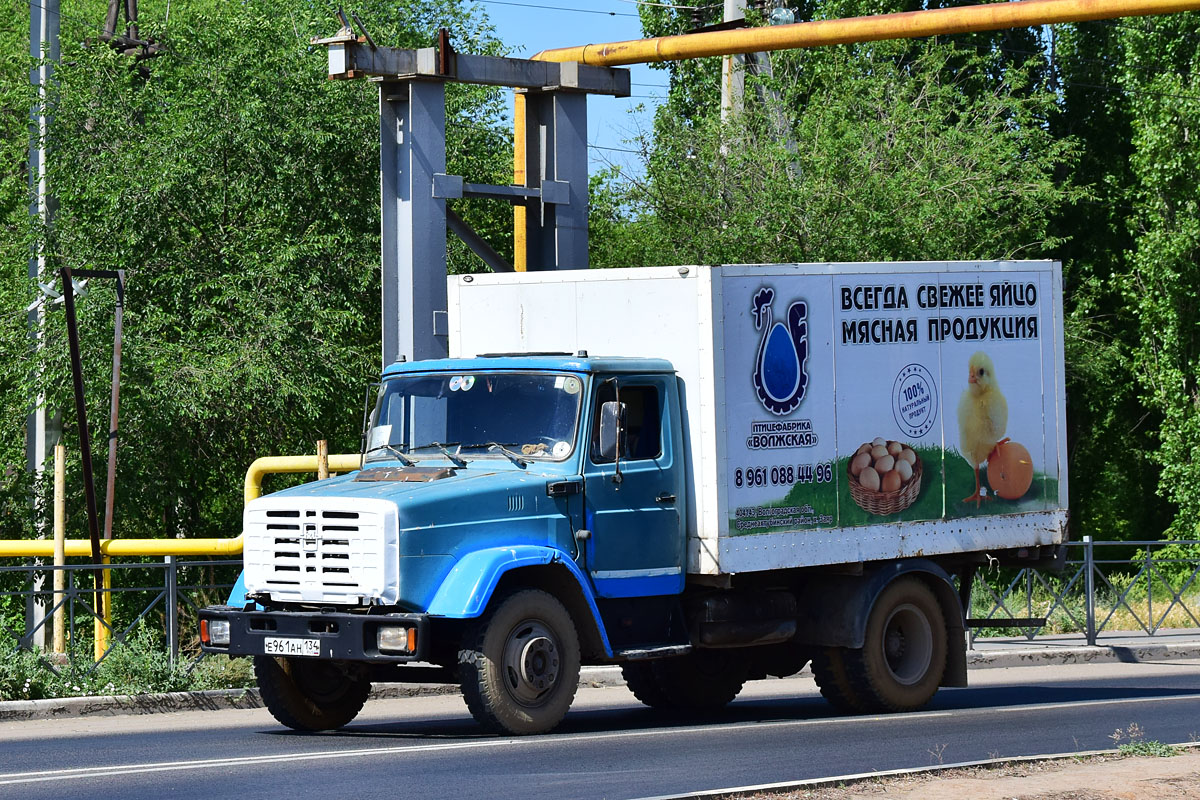 Волгоградская область, № Е 961 АН 134 — ЗИЛ-432932