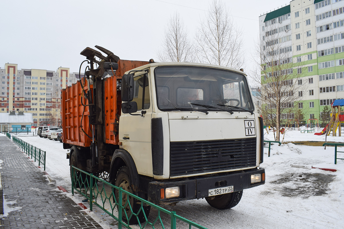 Алтайский край, № С 182 ТР 22 — МАЗ-5337A2