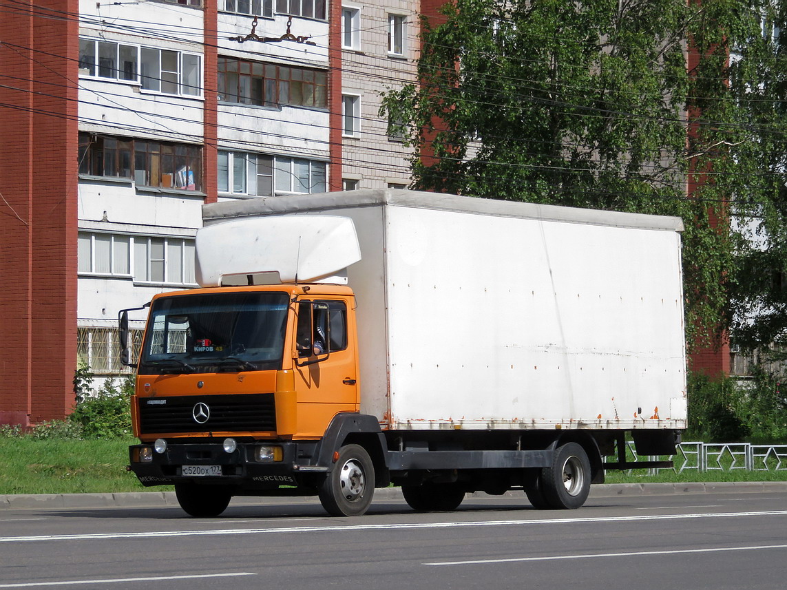 Кировская область, № С 520 ОХ 177 — Mercedes-Benz LK 814