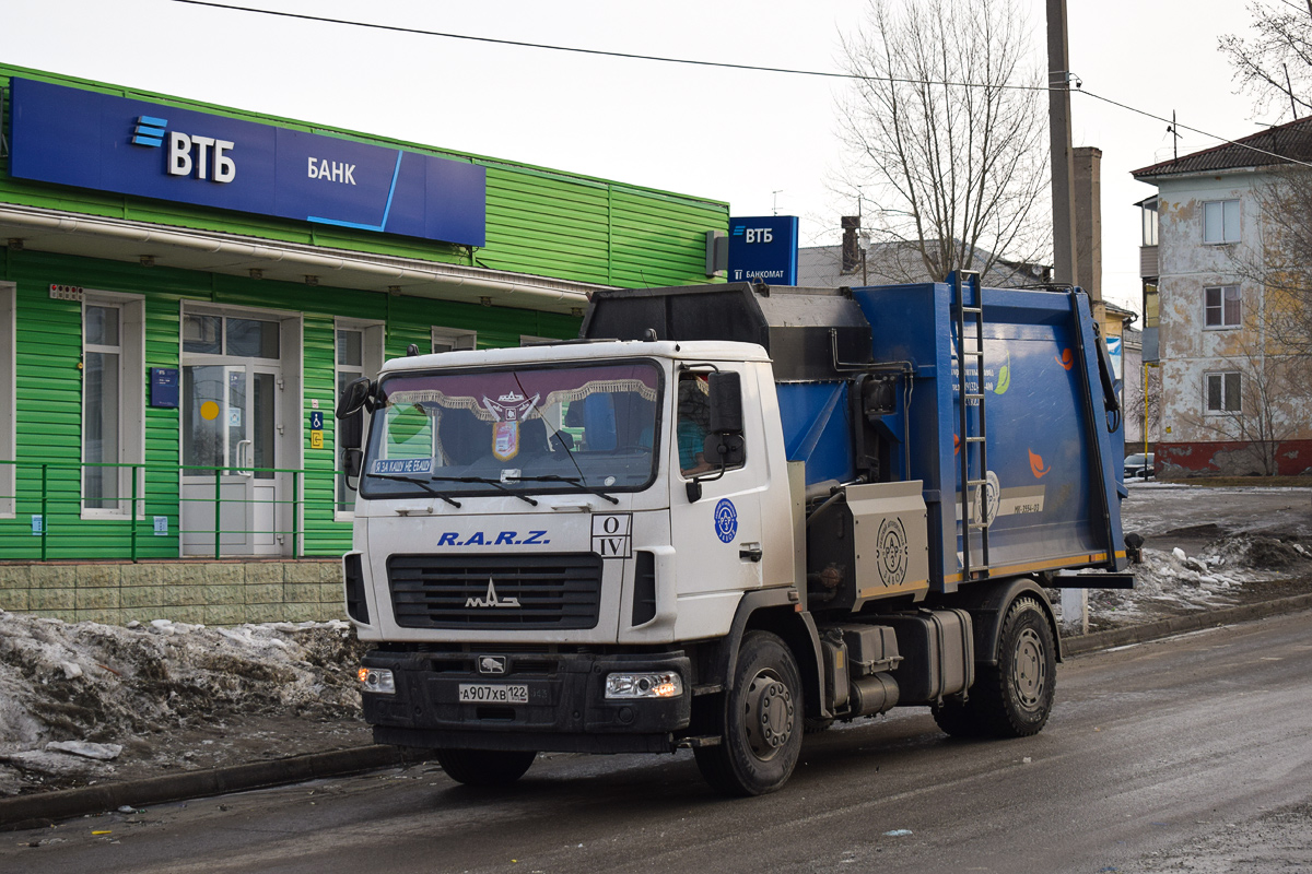 Алтайский край, № А 907 ХВ 122 — МАЗ-534025