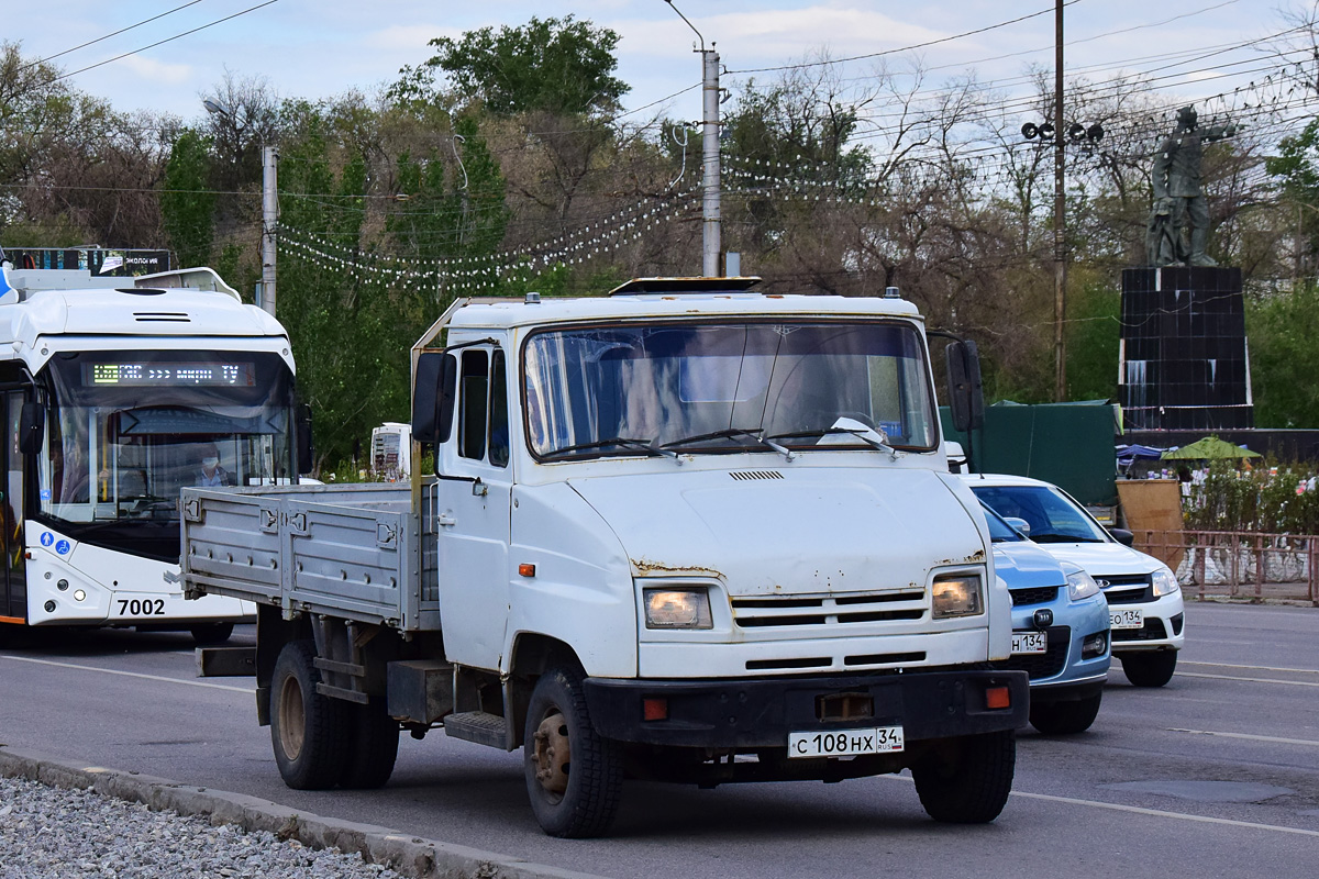 Волгоградская область, № С 108 НХ 34 — ЗИЛ-5301АО "Бычок"