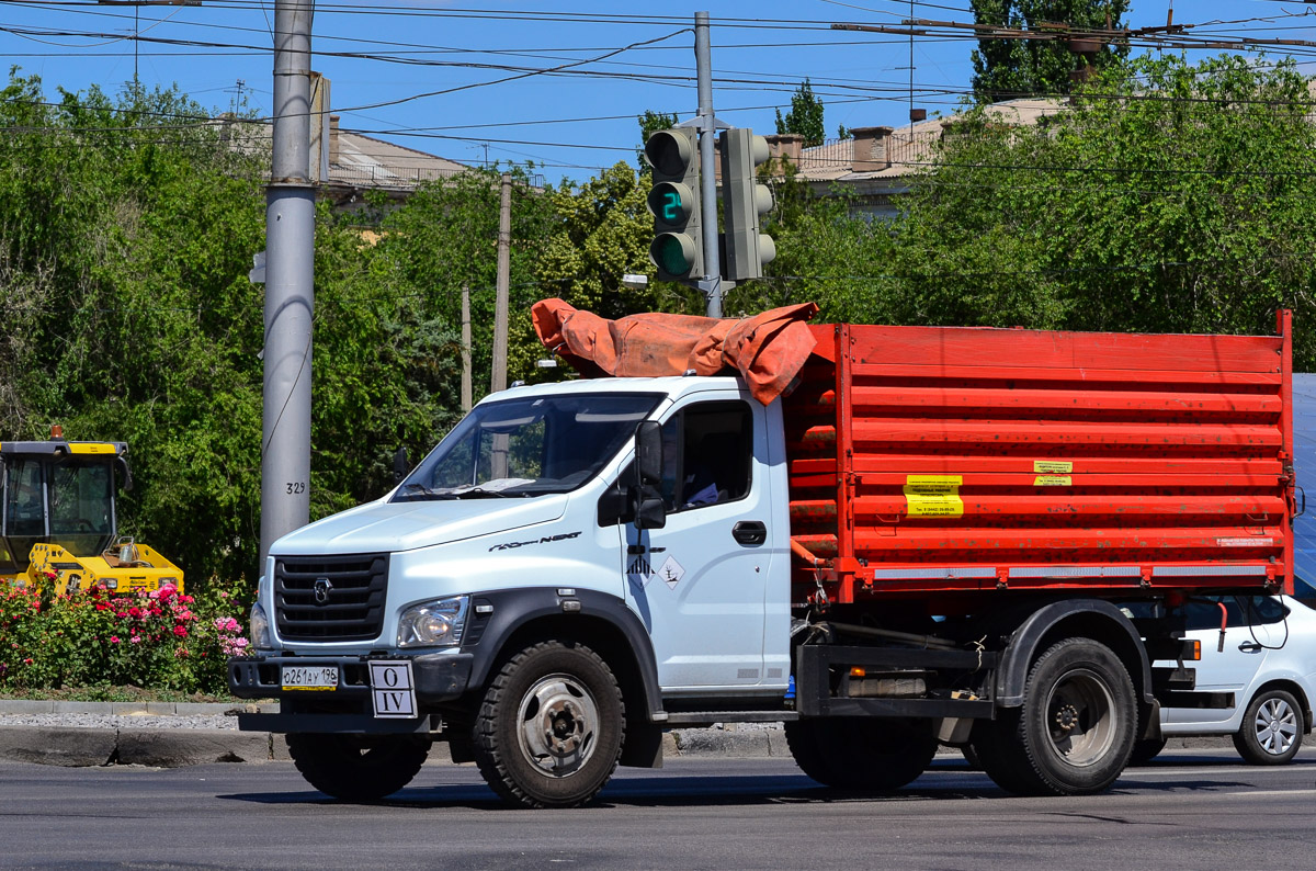 Волгоградская область, № О 261 АУ 196 — ГАЗ-C41R13