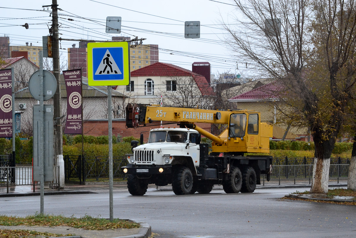 Волгоградская область, № К 020 ВН 134 — Урал-4320-40