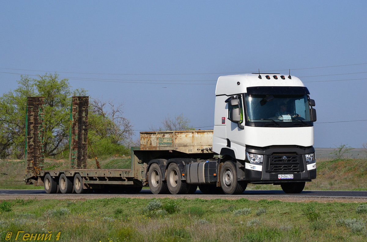 Волгоградская область, № Е 343 ВС 134 — Renault C-Series ('2013)