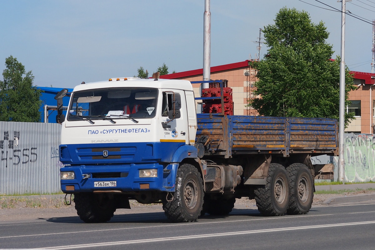 Ханты-Мансийский автоном.округ, № У 563 ВК 186 — КамАЗ-43118 (общая модель)