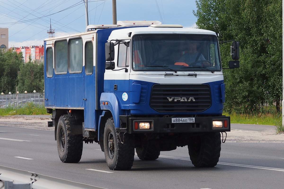 Ханты-Мансийский автоном.округ, № А 884 АЕ 186 — Урал-32552-59