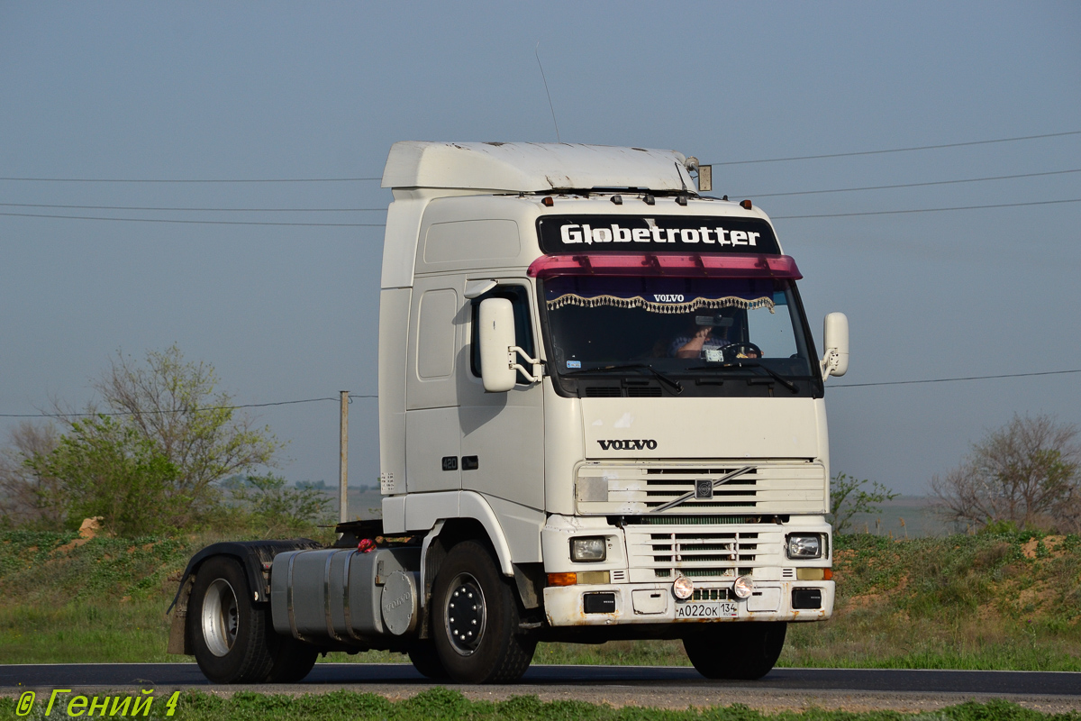 Волгоградская область, № А 022 ОК 134 — Volvo ('1993) FH12.420