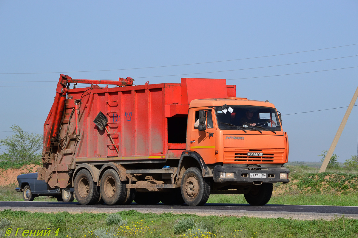 Волгоградская область, № Е 527 ОС 134 — КамАЗ-65115-62