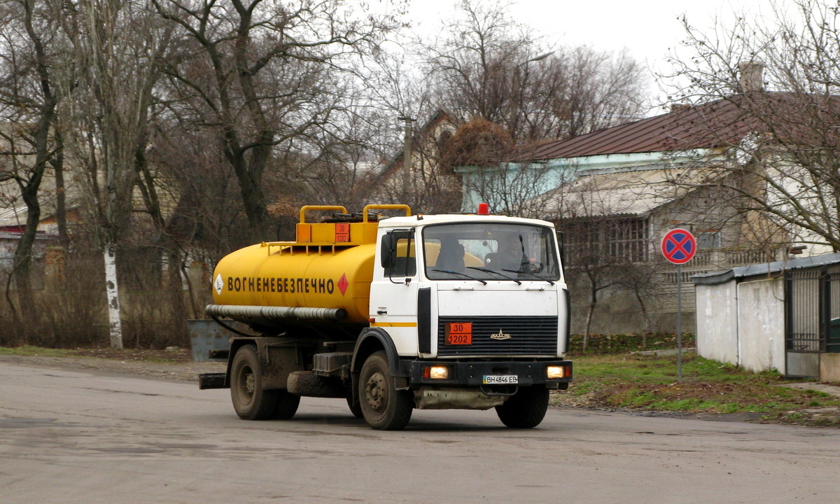 Одесская область, № ВН 4846 ЕВ — МАЗ-533702