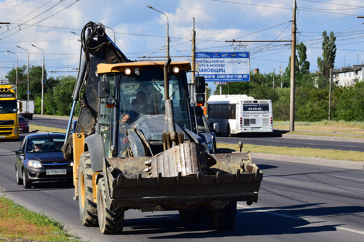 Волгоградская область, № 5000 СТ 34 — John Deere 325J