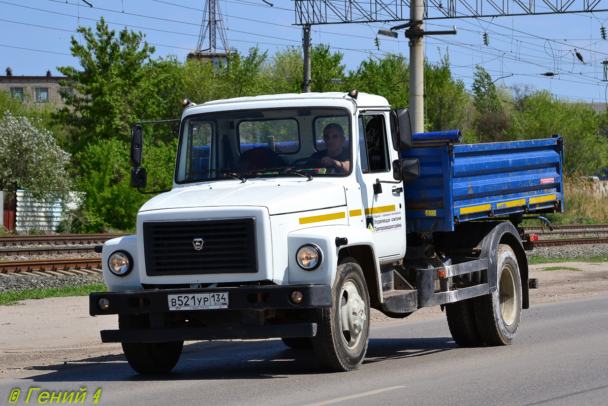 Волгоградская область, № В 521 УР 134 — ГАЗ-3309