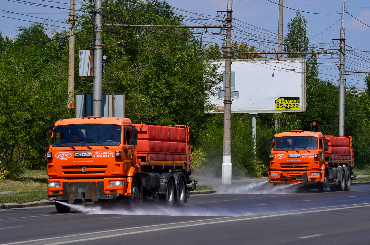 Волгоградская область, № В 429 УС 134 — КамАЗ-65115-42; Волгоградская область, № В 442 УС 134 — КамАЗ-65115-42