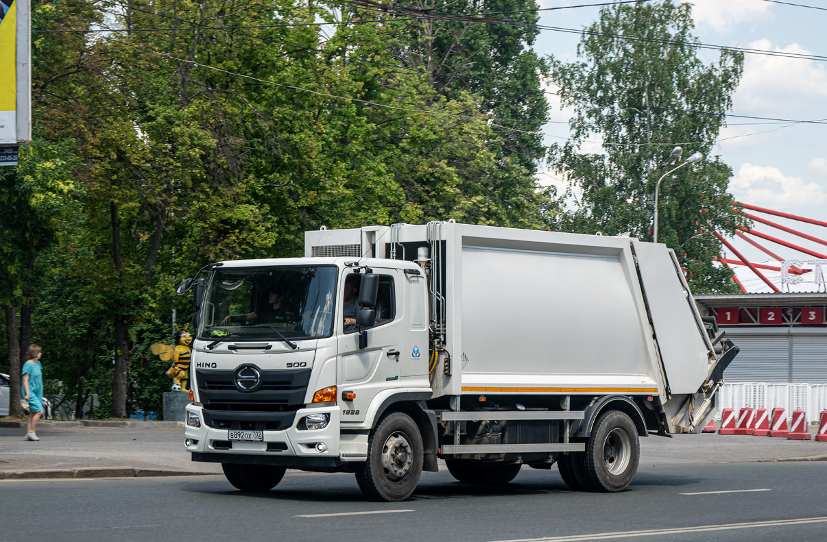 Башкортостан, № В 892 ОХ 702 — Hino 500