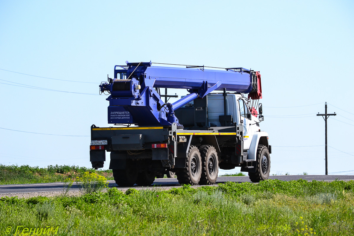 Волгоградская область, № Е 009 НВ 134 — Урал NEXT 4320-74