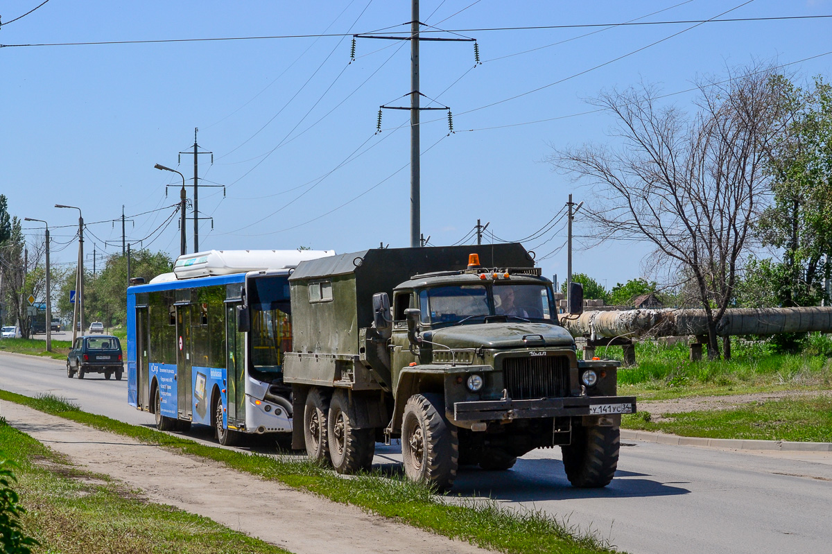 Волгоградская область, № 716 — Урал-375Д