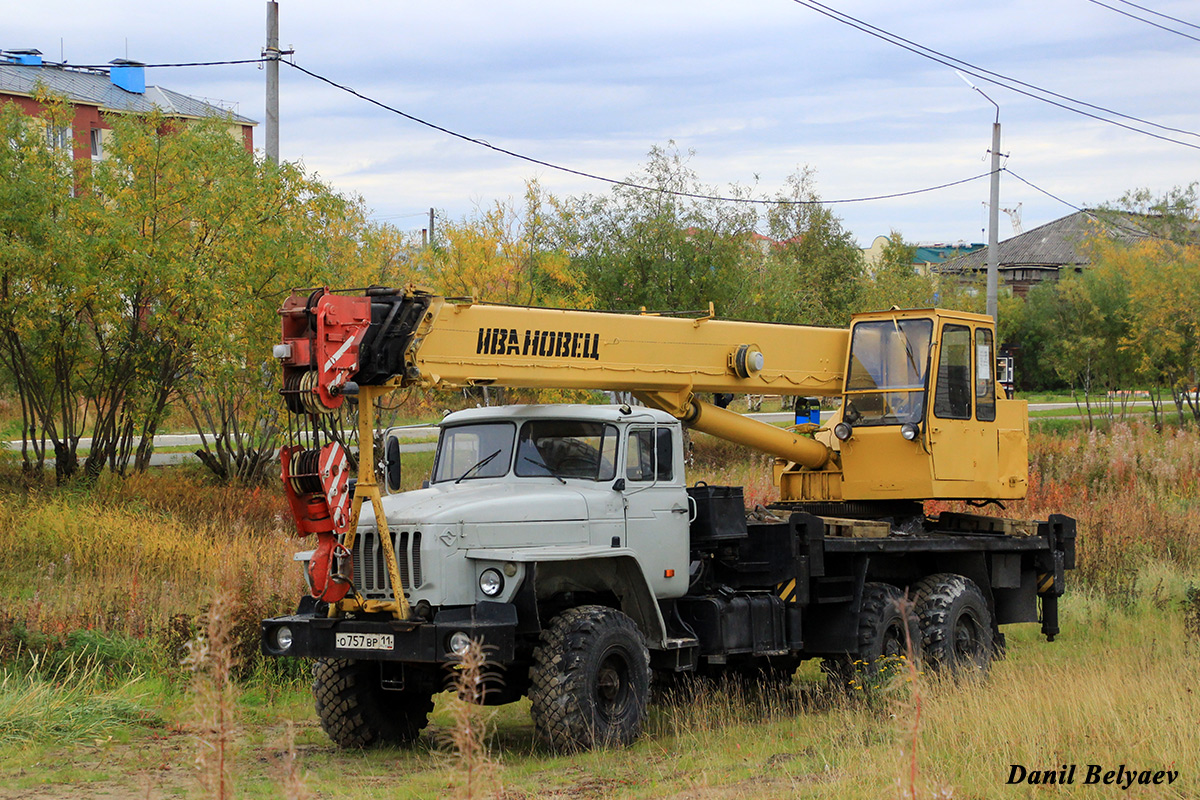 Ненецкий автономный округ, № О 757 ВР 11 — Урал-4320-40