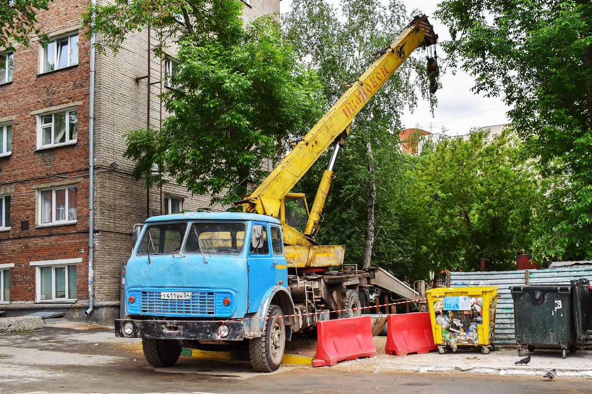 Новосибирская область, № Т 411 ВН 54 — МАЗ-5334