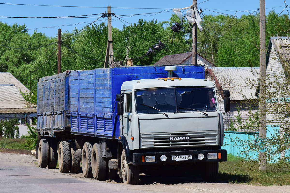 Волгоградская область, № Е 059 АТ 29 — КамАЗ-53215-13 [53215N]