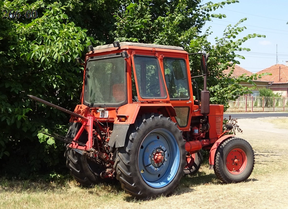 Венгрия, № YLG-682 — МТЗ-550; Венгрия — Трактора с задними вилами для перевозки тюков сена