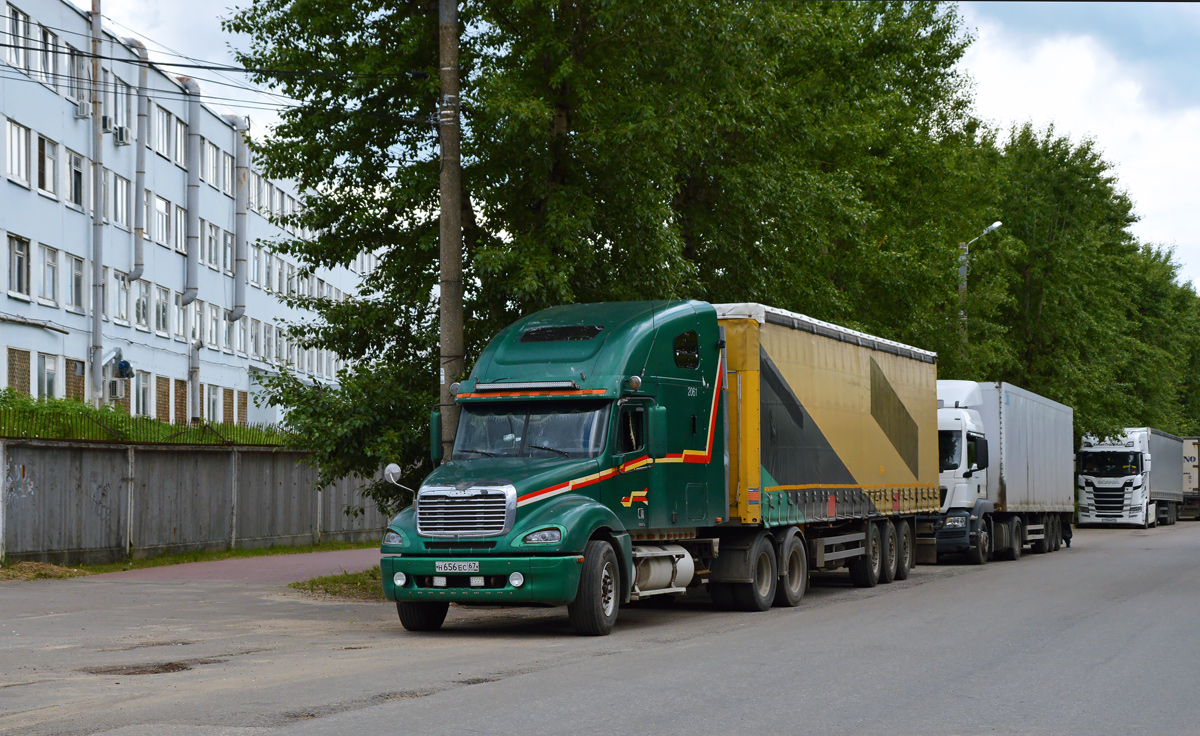 Смоленская область, № Н 656 ЕС 67 — Freightliner Columbia