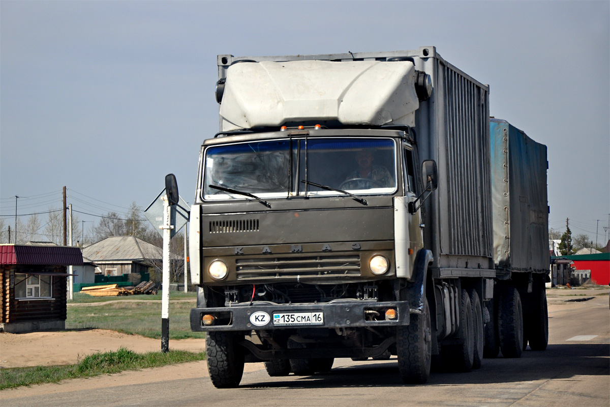 Восточно-Казахстанская область, № 135 CMA 16 — КамАЗ-53212