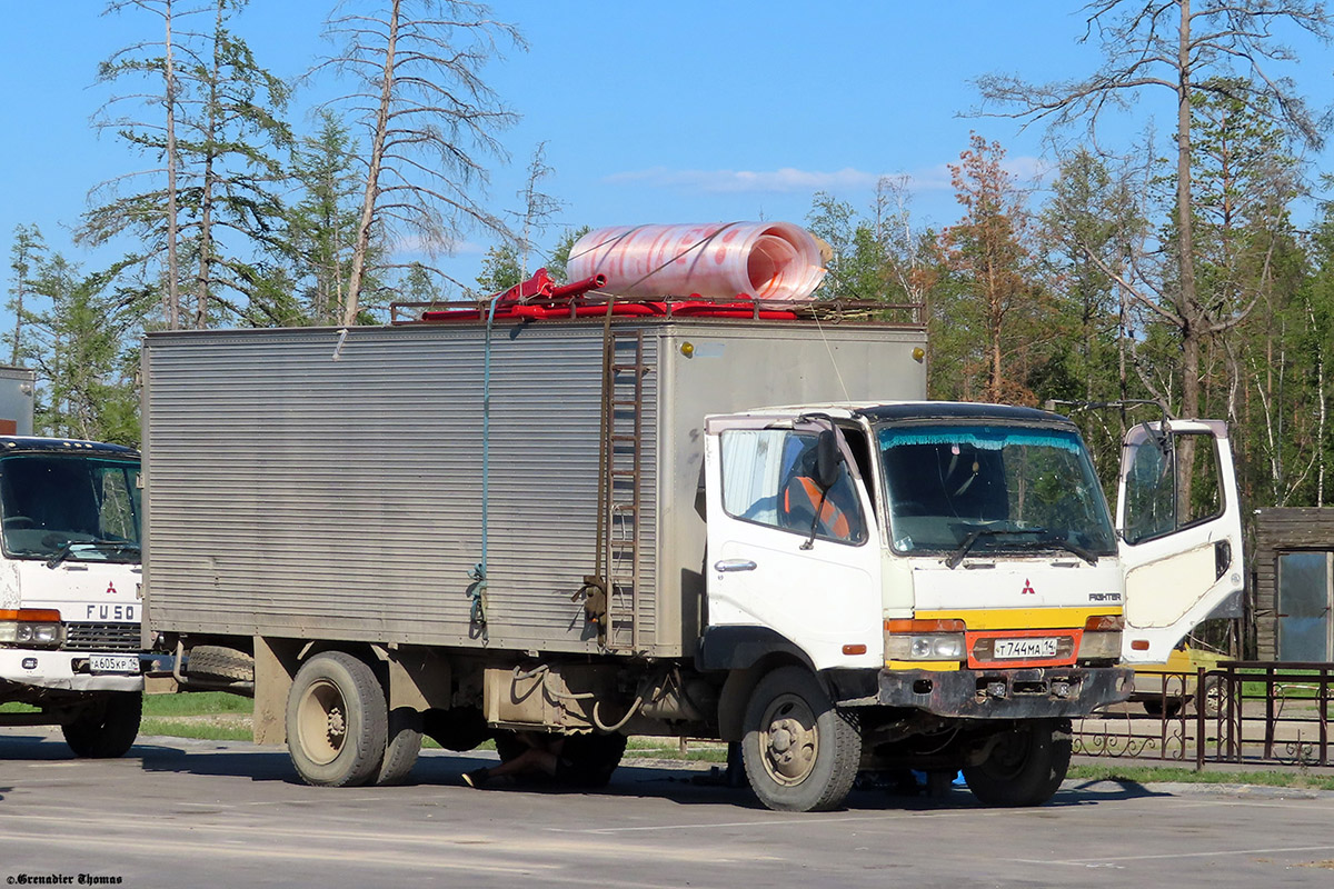 Саха (Якутия), № Т 744 МА 14 — Mitsubishi Fuso Fighter