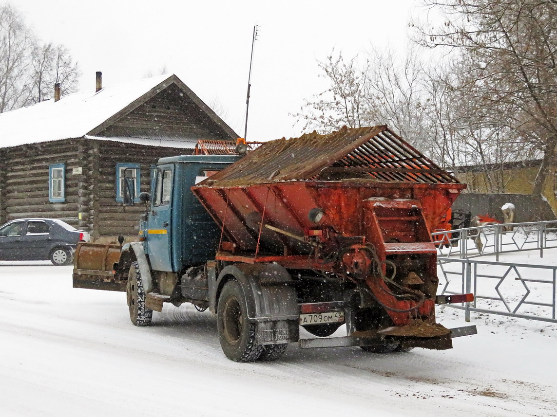 Кировская область, № А 709 ОМ 43 — ЗИЛ-497442