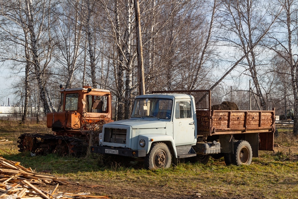 Томская область, № Е 571 ОМ 70 — ГАЗ-33073