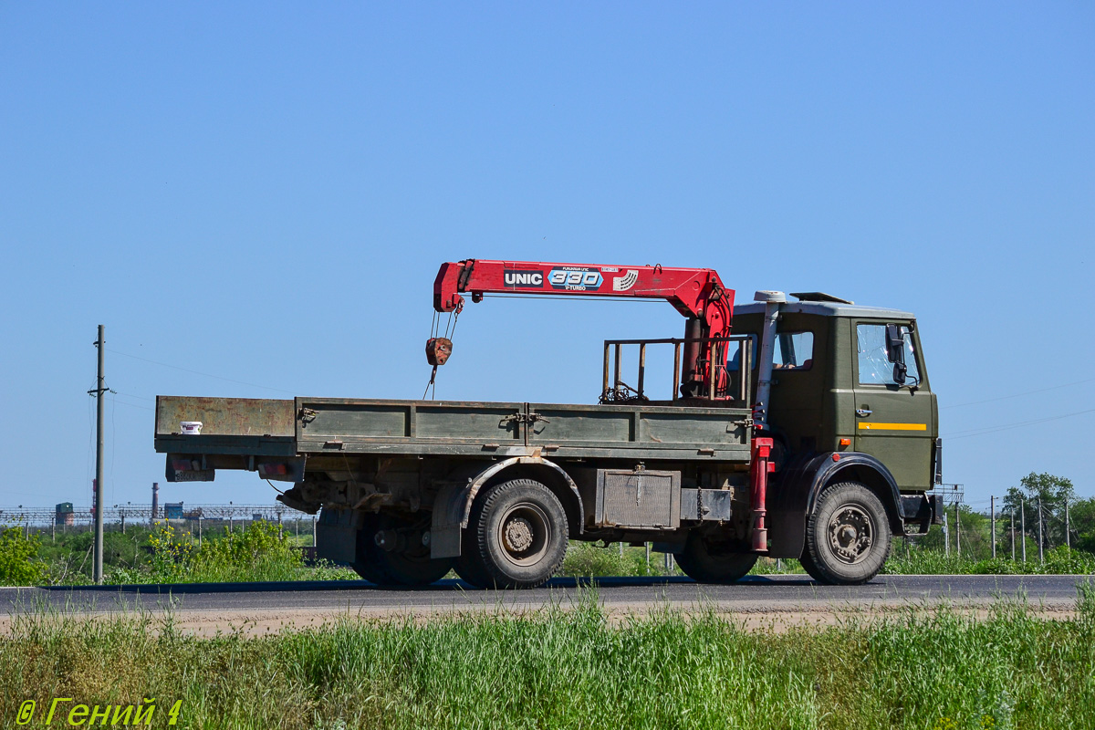 Волгоградская область, № В 882 КА 134 — МАЗ-5337 [533700]