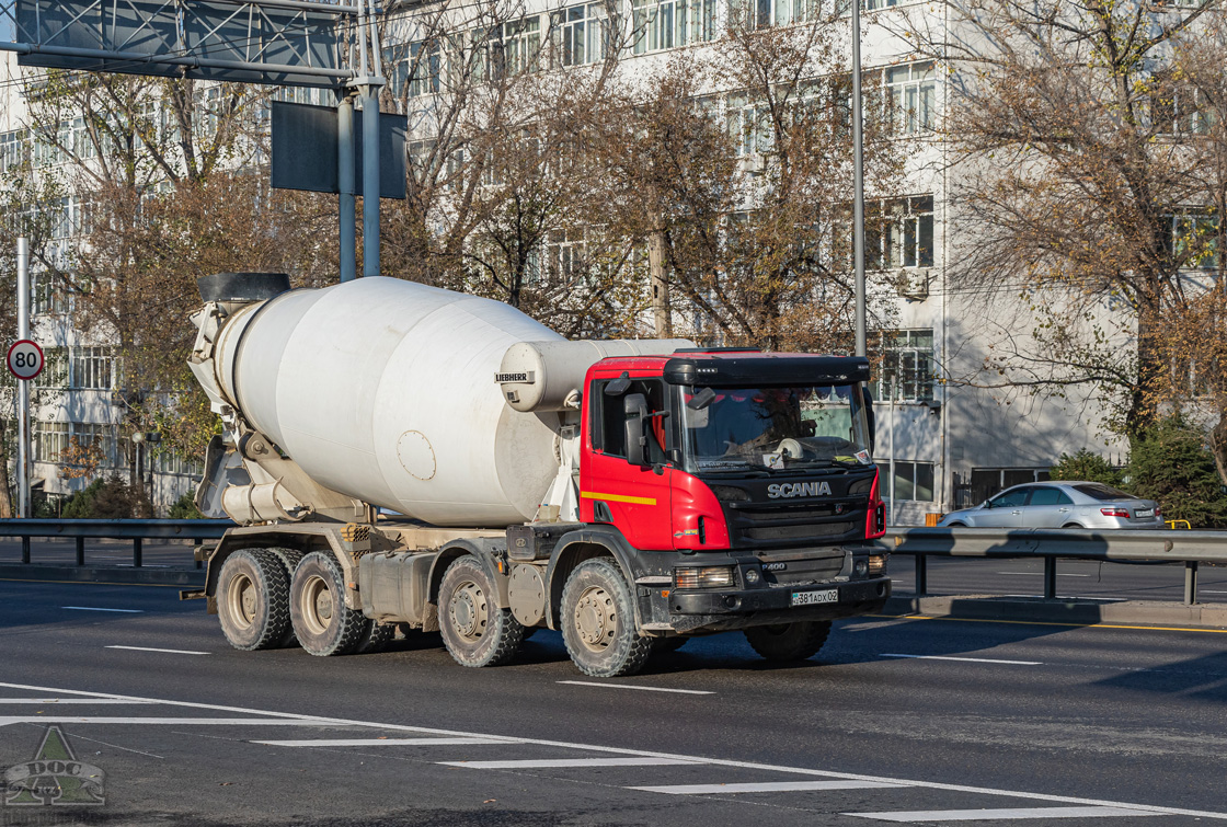 Алматы, № 381 ADX 02 — Scania ('2011) P400