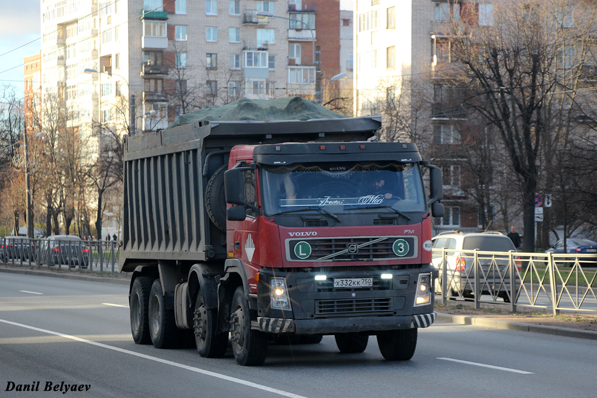 Дагестан, № Х 332 КК 750 — Volvo ('2002) FM.400 [X9P]