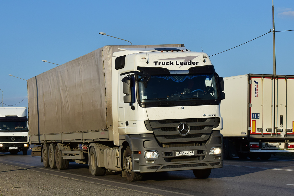 Саратовская область, № В 944 НУ 164 — Mercedes-Benz Actros '09 1844 [Z9M]